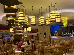大堂-艺厨风尚餐厅 · 桔钓沙莱华度假酒店