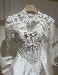 -拉瑞娜LaReine婚纱礼服高级定制