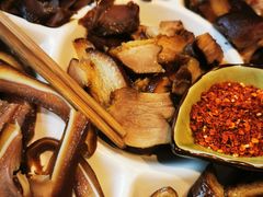 -老鼎万春卤菜(五代传承创始老店)