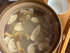 -慢丽江·云南野生菌土鸡锅(西山店)