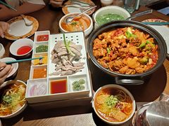 -相约·羊村小馆非遗手抓肉(七一酱园店)