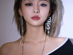 -金夫人化妆摄影职业培训学校