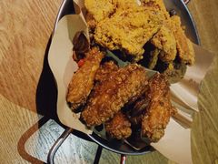 炸鸡翅一半一半-富乐满韩国正宗炸鸡韩国料理(虹泉路店)