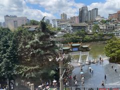 -包整·丝娃娃(一览甲秀楼风景店)