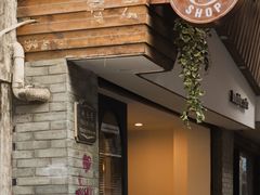 -Double cafe