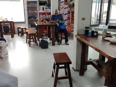 -宝瑞门钉肉饼店