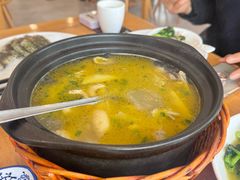 -品鲜村农家菜·阳澄湖大闸蟹(总店)