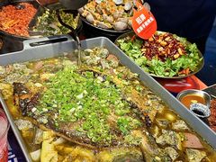 -何师烧烤Pro ·江湖川菜·小龙虾·精酿啤酒(太古里旗舰店)