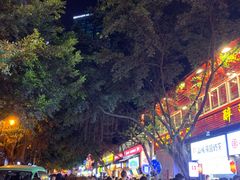 -八一好吃街·高品美食广场