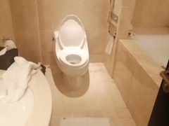 -青岛海都大酒店(黄岛金沙滩井冈山路地铁站店)