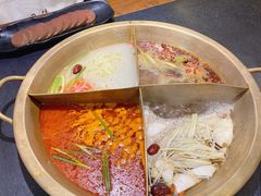 -沸炉重庆老火锅(军事博物馆店)