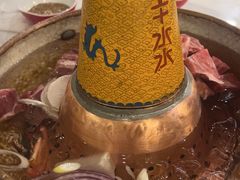-毛辣果·贵州红酸汤牛肉火锅(西单店)