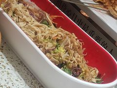 -小董哥烤串·爆汁大油边(故宫店)