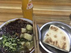 -老字号贾家肉丸糊辣汤(光明巷店)