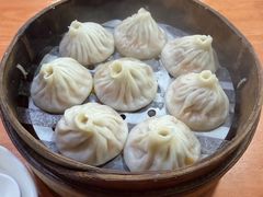 -莱莱小笼·乔艾