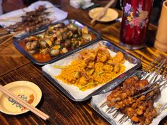 避风塘大虾-马路牙子地桌烤肉(工体店)