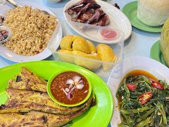-明记烧鱼美味店