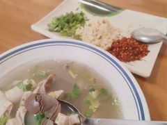 -岳记羊肠馆(陵园小区店)