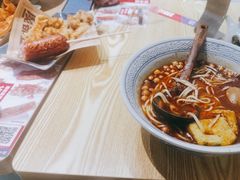 -魔都三兄弟酸辣粉·蘸卤炸串(虹桥万科店)