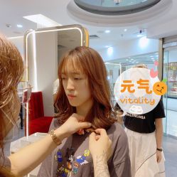 -Kraemer Paris  苏豪路易士·嘉玛发廊