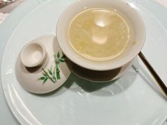 -荷风细雨·中国茶宴(世纪大道店)