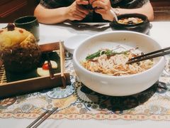 -云海肴·汽锅鸡·云南菜(天山百盛优客店)