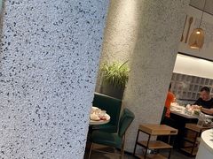 -三人行骨头王火锅(长寿店)
