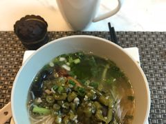 -上海虹桥西郊假日酒店