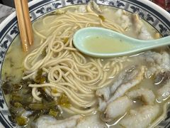 -明呈黄鱼面馆(斜土路店)