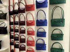 -Longchamp(佛罗伦萨小镇奥特莱斯店)