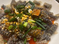 凉拌脆鱼皮-榕江牛瘪牛肉火锅