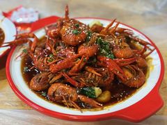 -郑记•不夜城烧烤•龙虾•虾蟹(黄鹤楼店)