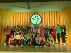 -静待花开瑜伽尊巴会馆