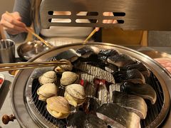 -围炉肉舍丹东海鲜烤肉·烤活鳗(步行街店)