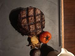 -恰餐厅及酒吧 CHAR Bar & Grill (北京丽都皇冠假日店)