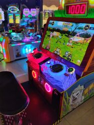 -多奇妙乐园·淘气堡·电玩·抓娃娃(海口吾悦店)