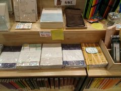 -猫的天空之城概念书店(印象城购物中心店)