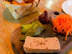 -羽深肉铺 Steak & Wine