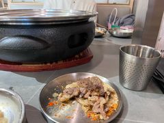 -围炉肉舍•炭烤活鳗•丹东海鲜烤肉(步行街店)