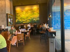 大堂-星巴克臻选(深圳皇庭广场分店)