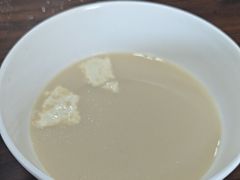 -燕味特色小吃