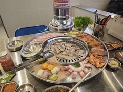 -哈哈碳都·牛肋条无限自助烤肉(宝龙店)