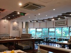 -泉福居酱骨头自助广场(南大街商业步行街店)