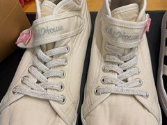 -爱革·洗衣改衣·洗鞋修鞋·洗包修包·奢侈品护理(金桥国际商业广场店)