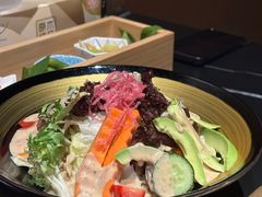 -山川小町·极番烧肉(新地假日广场店)