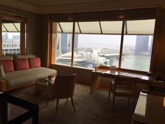 iphone_upload_pic-新加坡丽思卡尔顿美年酒店
