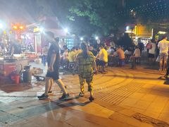 -吉庆街美食广场