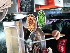 -黑色经典臭豆腐·湖南特产(步行街店)