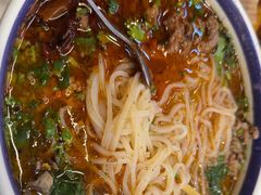 -云阿蛮云南生烫牛肉米线(奉贤路店)