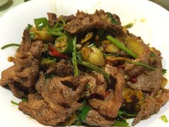 -唐师傅湘西名菜馆(武陵路店)